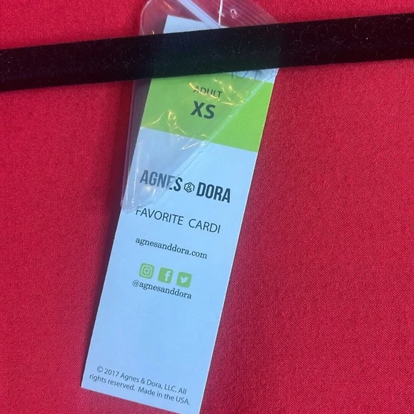 BNWT Agnes and Dora favorite cardigan XS will fit a small - Picture 2 of 4